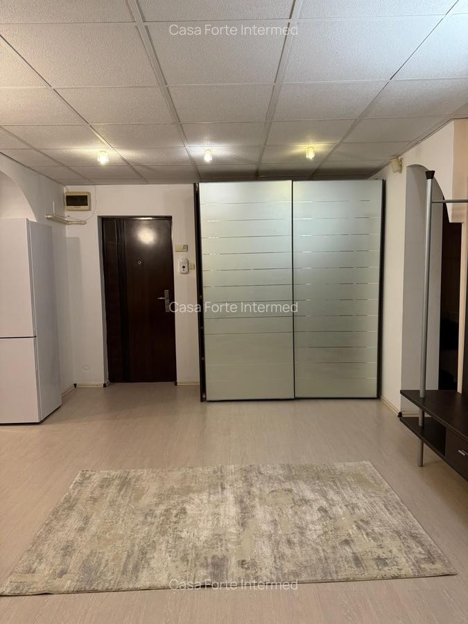 Apartament 3 camere de închiriat – Faleză Nord, Constanța 550 euro - 10