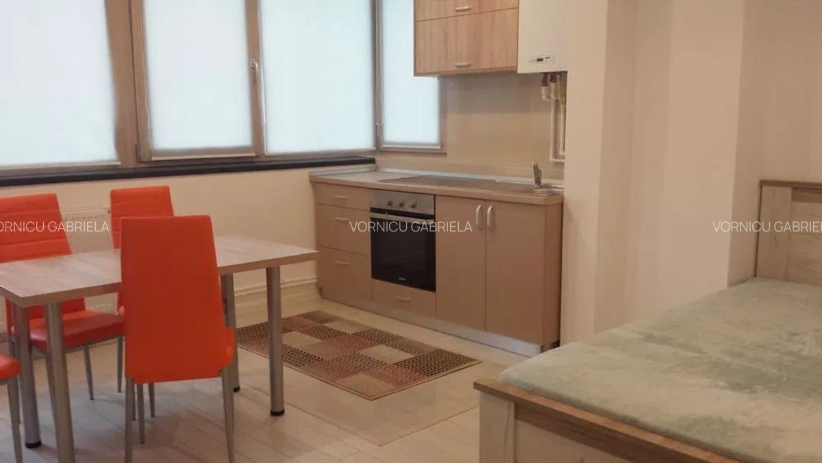 Garsonieră decomandată, mobilată în Tătărași - 7