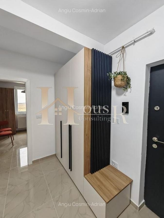 Etajul 1. Bucatarie inchisa. Mobilier si electrocasnice de calitate superioara. - 12