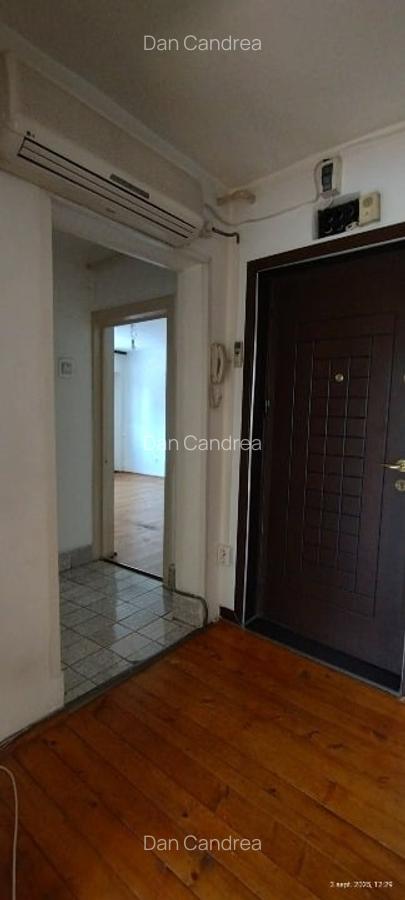 Apartament 3 camere; etaj 1; micro 11; Certif. Energ. clasa A - 2