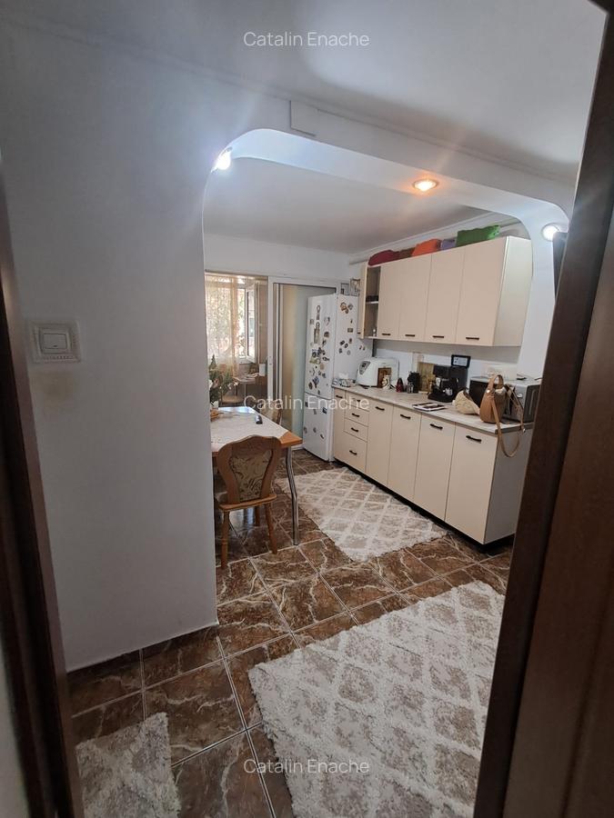 Apartament 3 camere Zona Jandarmerie - Strada Plevnei - etaj 3/3  - 65 mp - 21