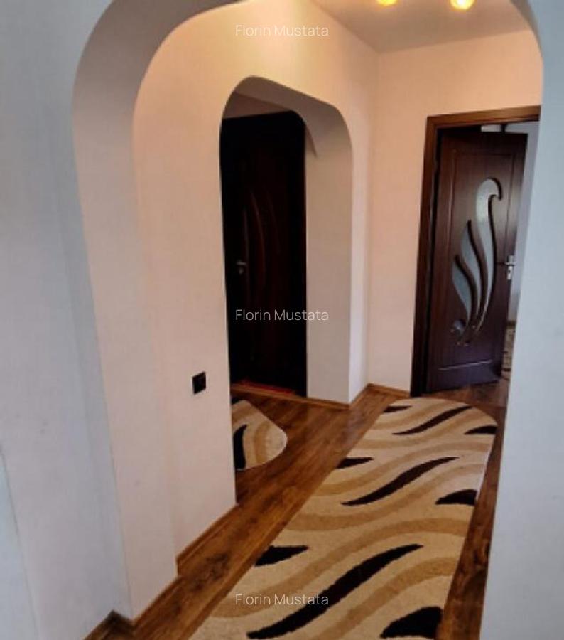 Apartament 3 camere Vidin, suprafata 75mp, etaj 2 - 4