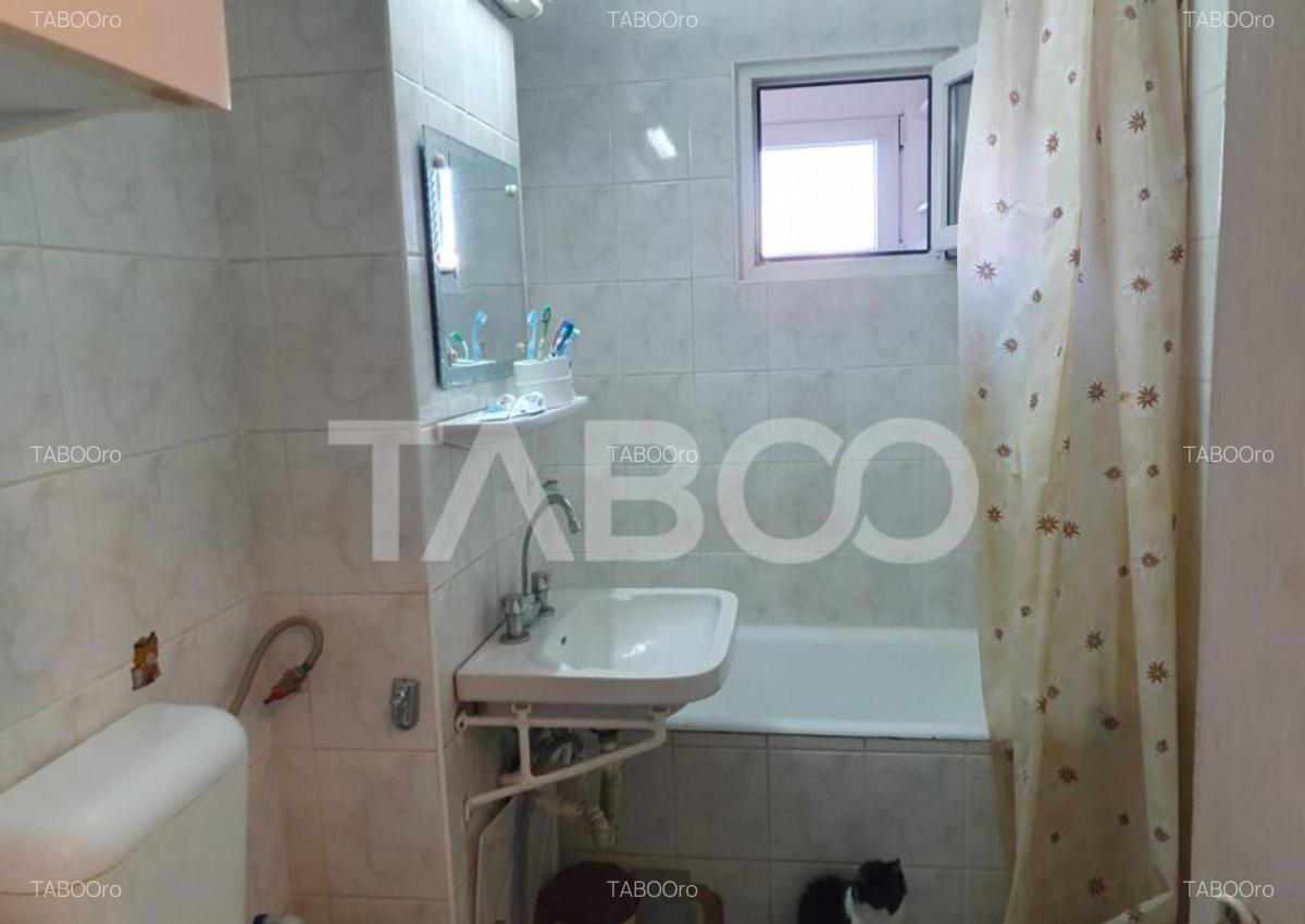 Apartament de inchiriat 4 camere 86 mp utili zona Bulevardul - 7
