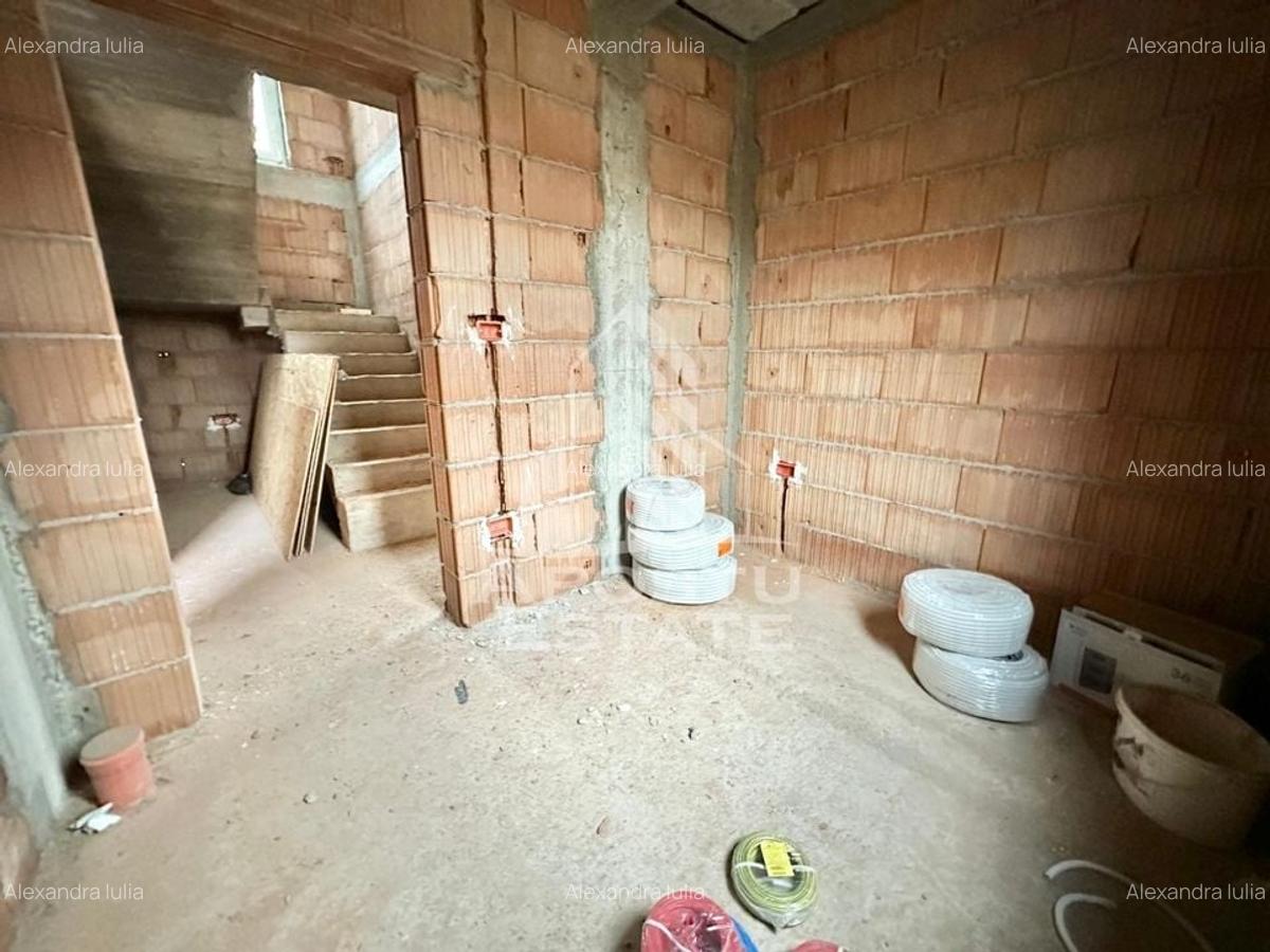 Duplex despartit prin baie si hol cu 3 dormitoare si dressing in Giroc - 3