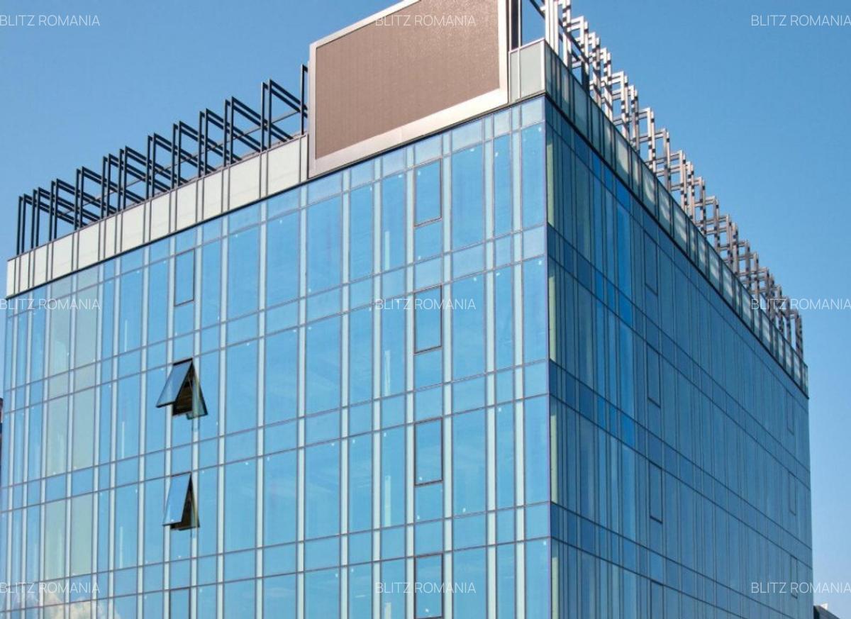 Investitie sigura! Cladire de birouri, fatada LCD Media, zon - 2