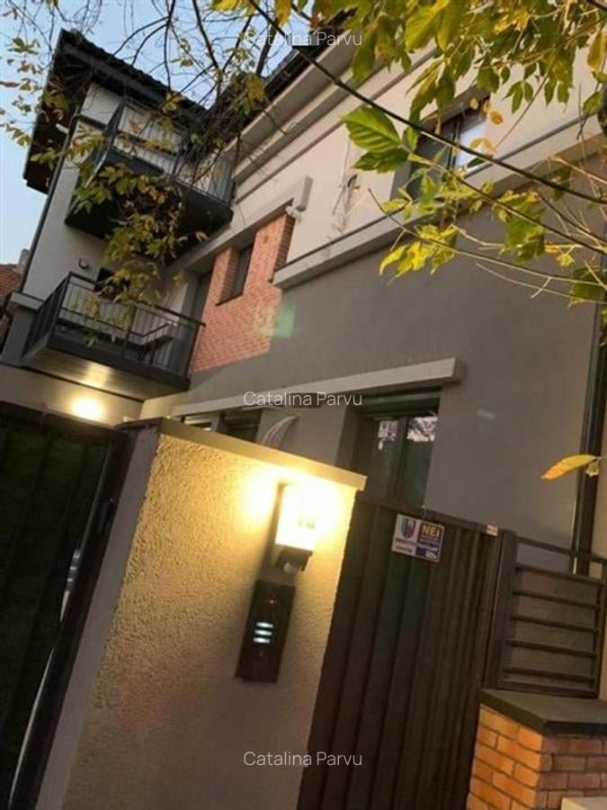 Apartament cu 4 camere decomandat în P-ța Alba Iulia - 3