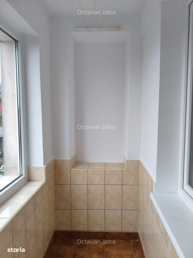 Apartament de 2 camere, decomandat, 50 mp, zona 1 Decembrie 1918 - 12