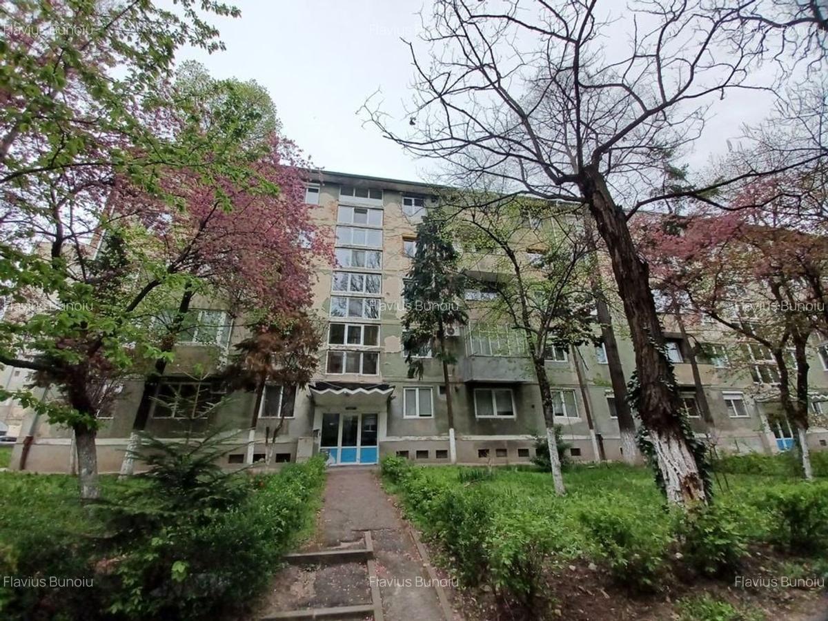 Apartament cu 2 camere semidecomandat în Rogerius - 2
