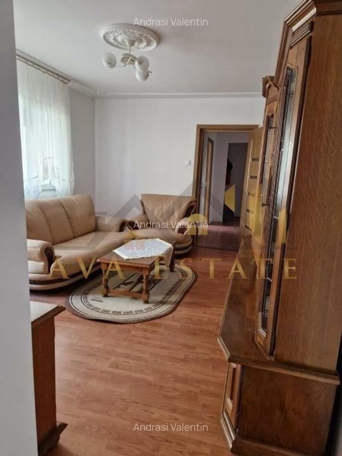Apartament cu 3 camere, 77 mp,  Et.3 + centrala-Zona Gheorghe Lazar - 2