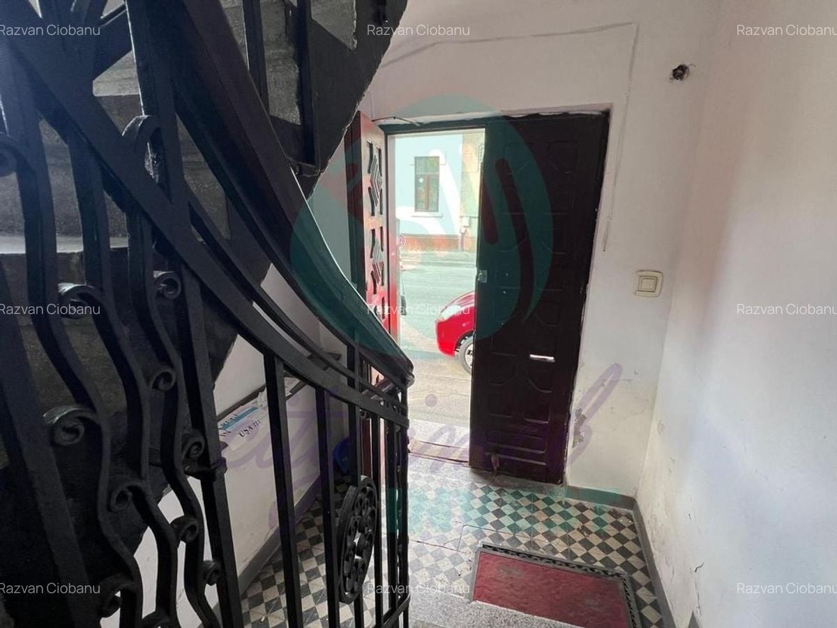 4 camere in Vila interbelica 106mp-Centrala proprie- Calea Calarasilor - 14