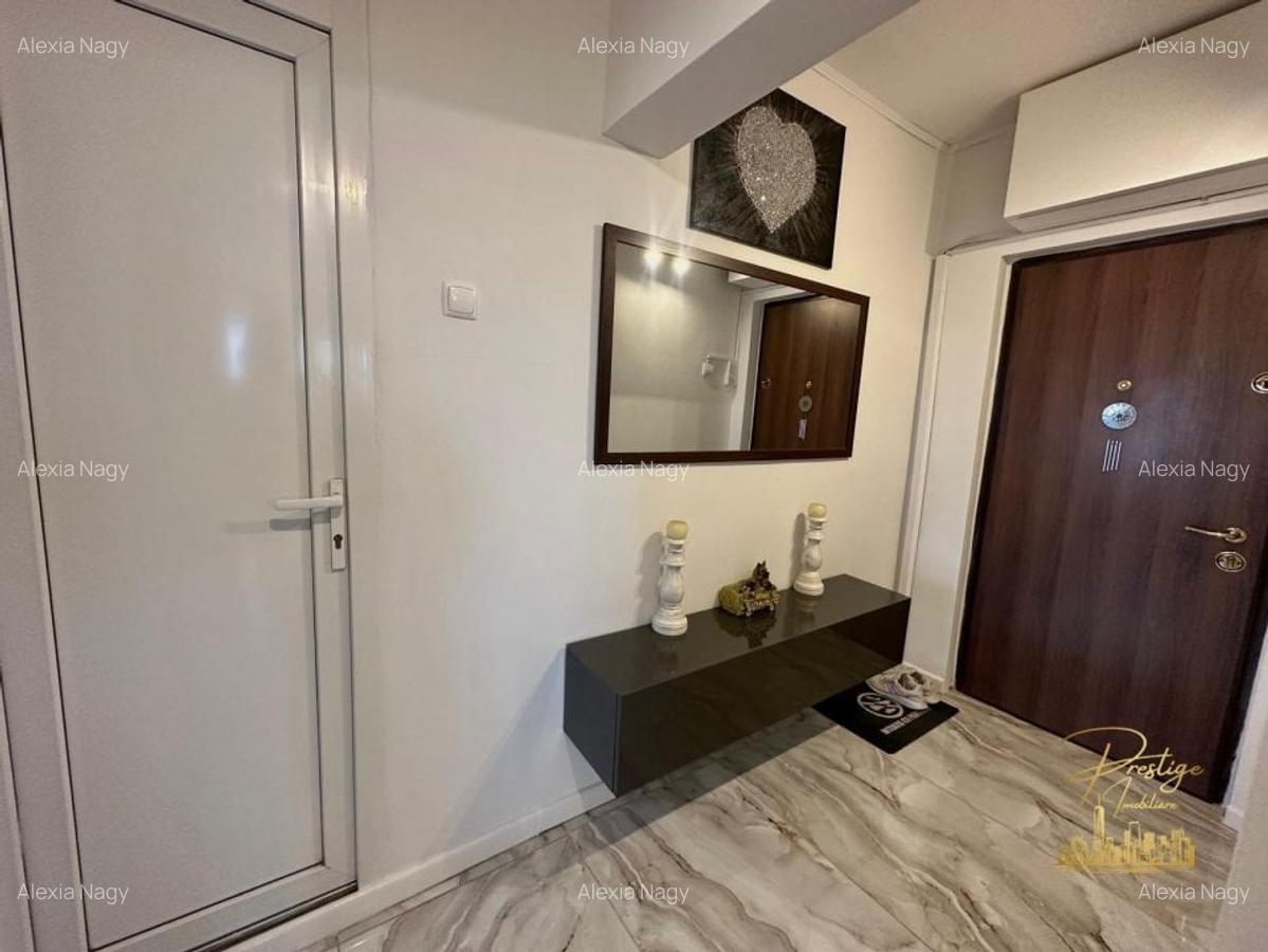 Apartament cu 3 camere decomandat în Rogerius - 25