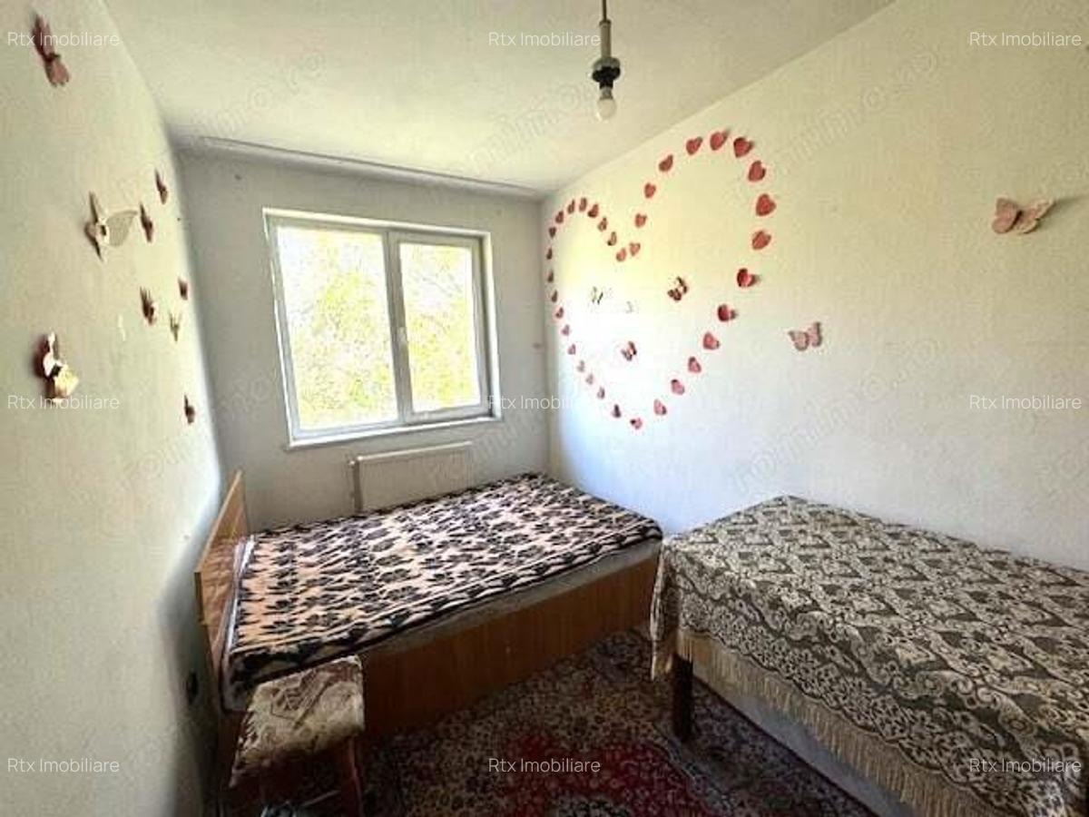 Apartament 3 camere Zona Vacanta - 11