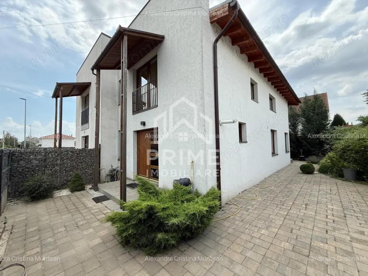 Casa tip duplex de INCHIRIAT cu 4 camere - Zona | Ampoi 3. - 1