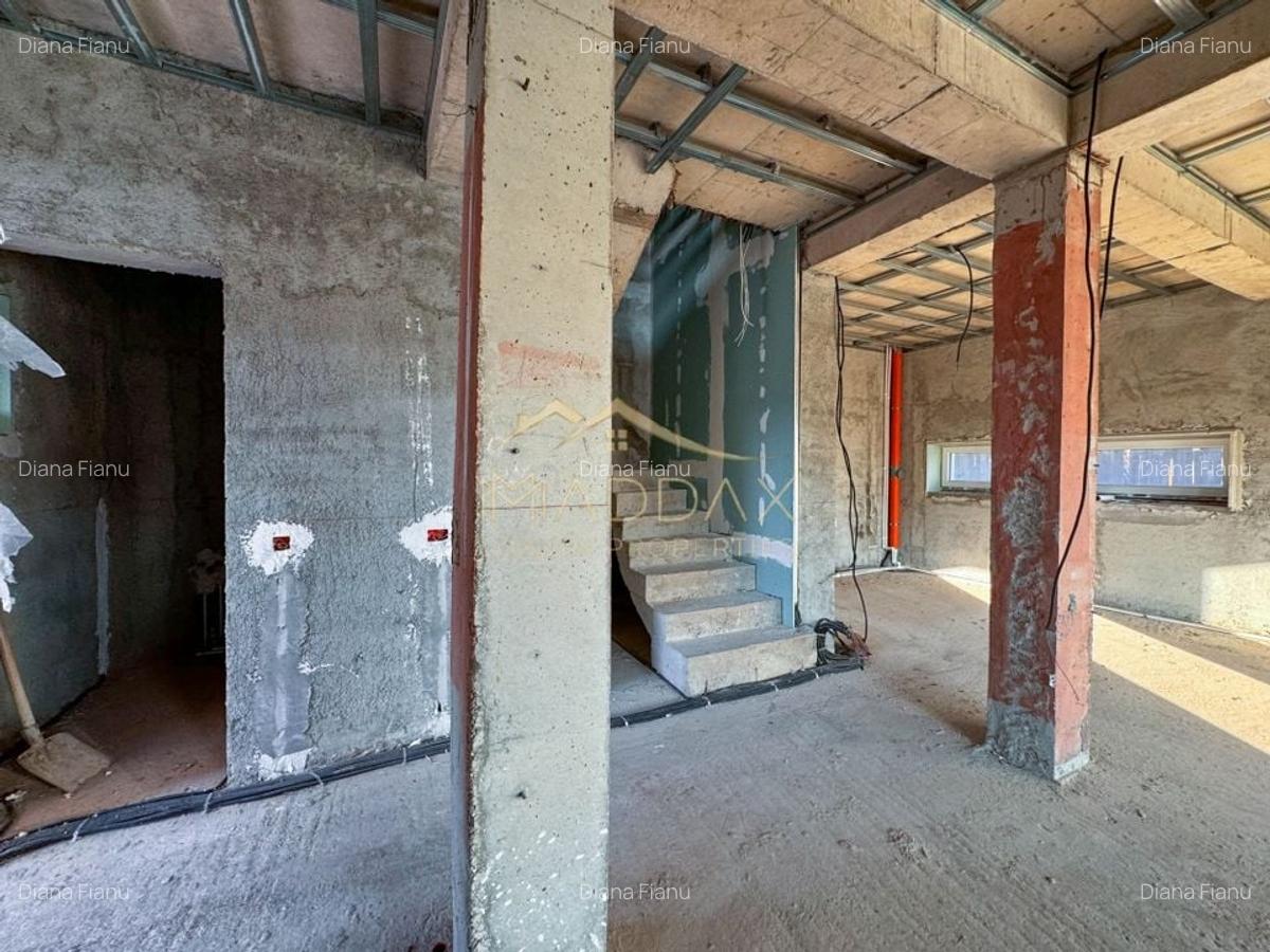 Vila de vanzare 6 camere***Mogosoaia - 15