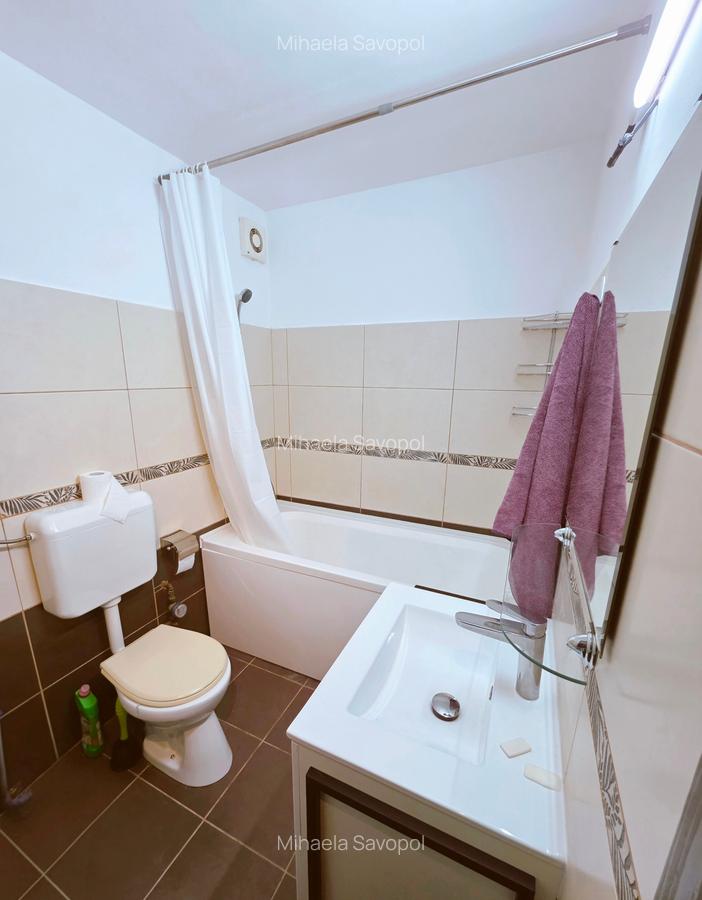 Garsoniera dubla Sala Palatului et 1/7  bloc 1960 centrala proprie 42 mp - 12