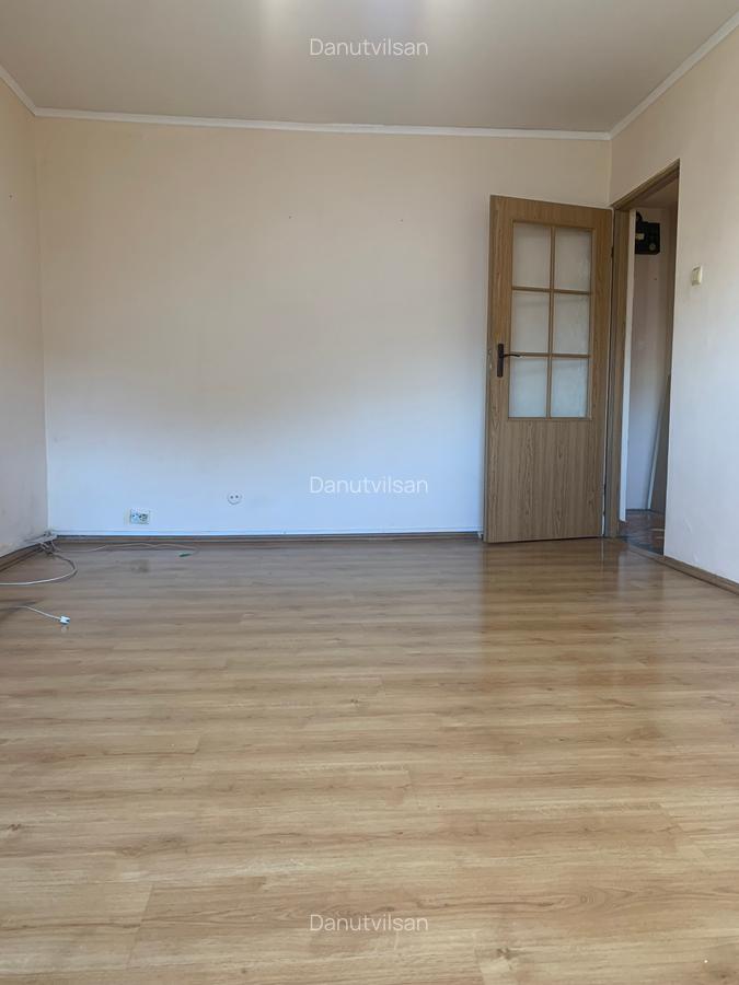 Soveja-Eden-Apart.2 cam dec liber,gaz,et 4/4 preț 79.800 euro eur - 6