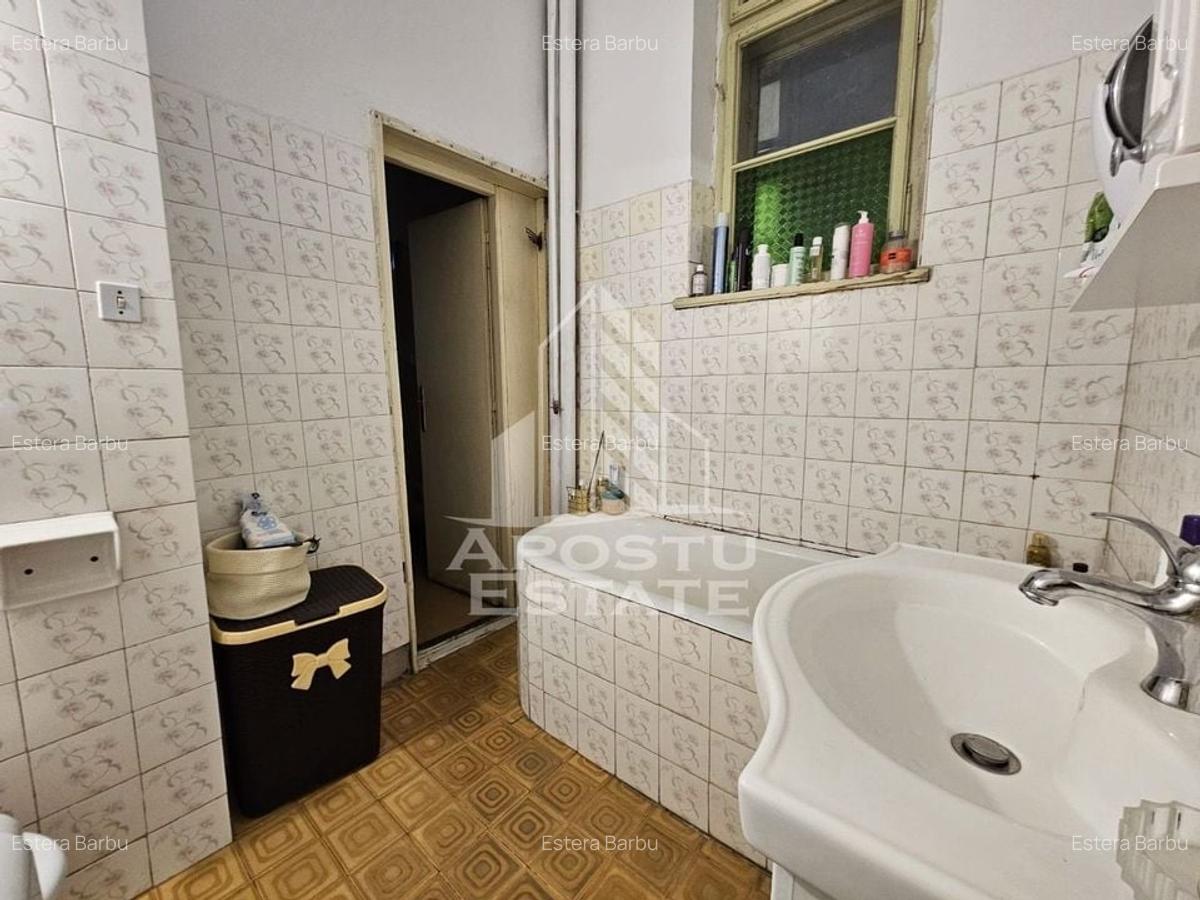 Apartament cu 4 camere circular, mobilat în P-ța Maria - 7