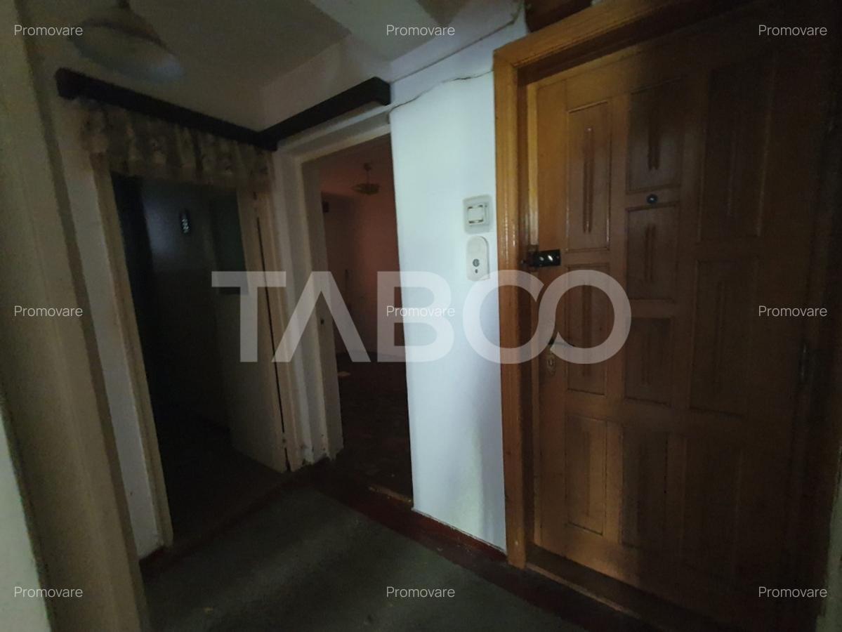 Apartament 3 camere decomandate 65 mp + 5 mp balcon parter Fagaras - 8