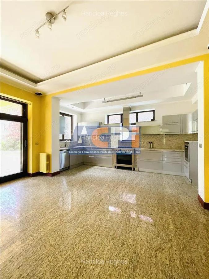 VANZARE CASA VILA 6 CAMERE 652 mp TEREN ZONA SISESTI SECTOR 1 - 3 VANZARE CASA VILA 6 CAMERE 652 mp TEREN ZONA SISESTI SECTOR 1 - 3