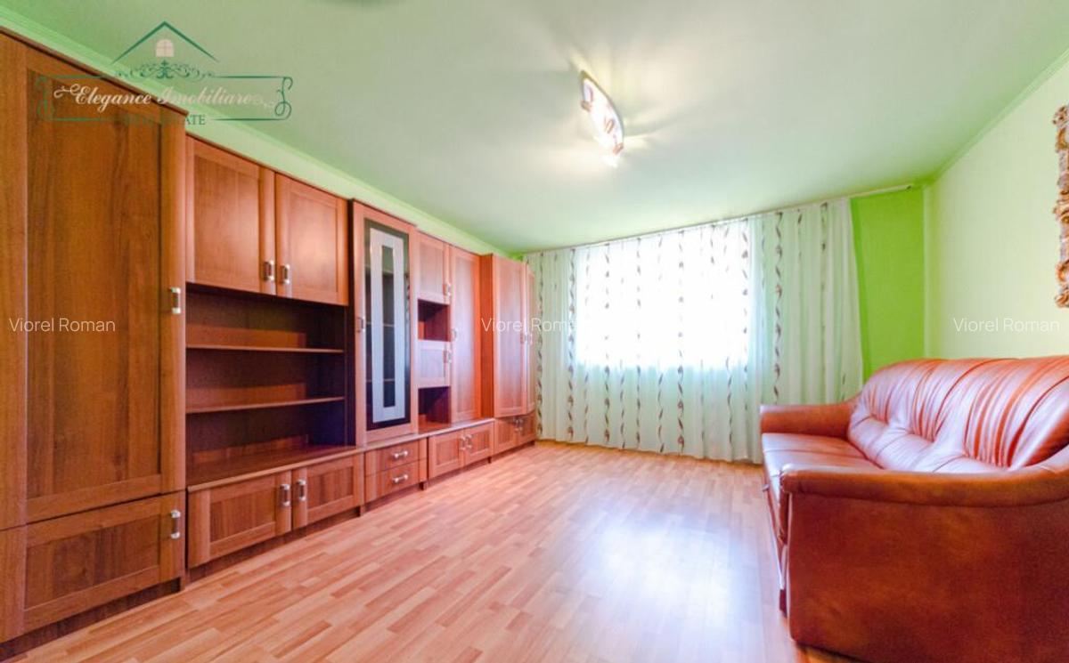 Casa cu 4 camere, centrala proprie si 1440 mp teren, Comuna - 5