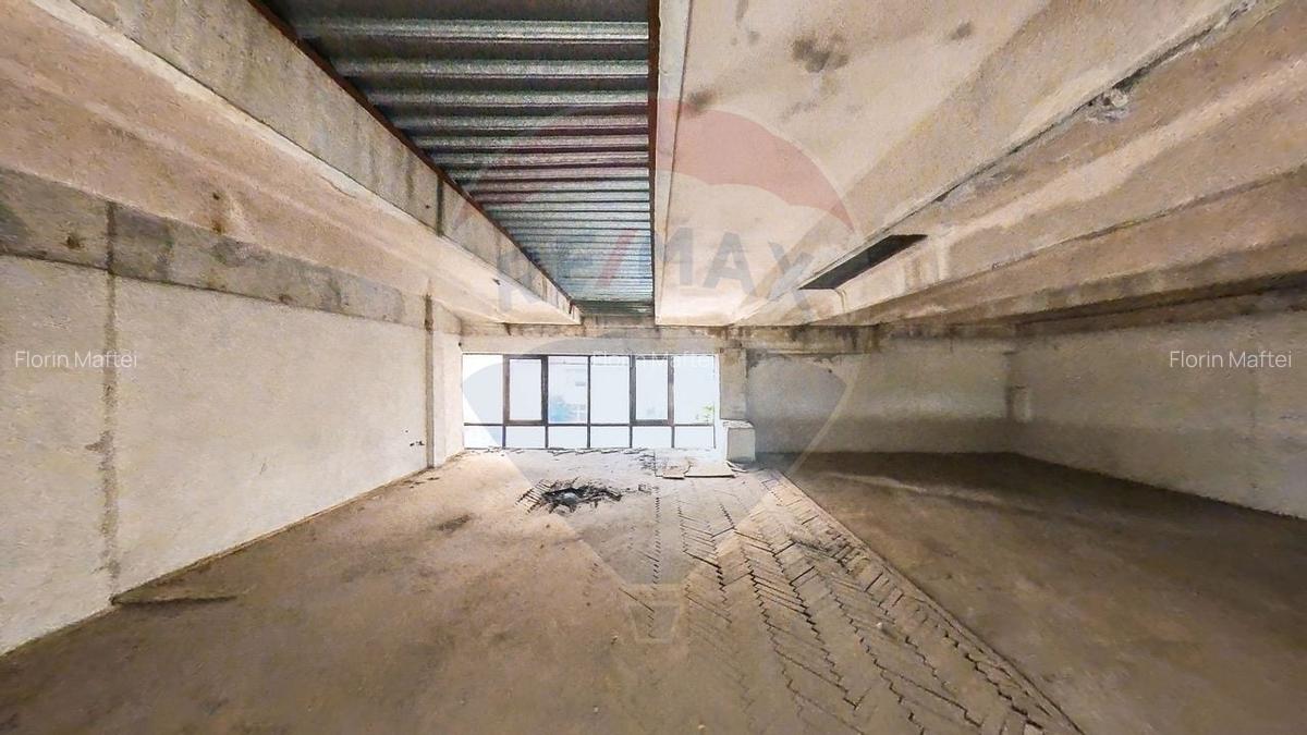 Spatiu industrial de 2060mp cu teren de 3358mp de vanzare Str Turnului - 32