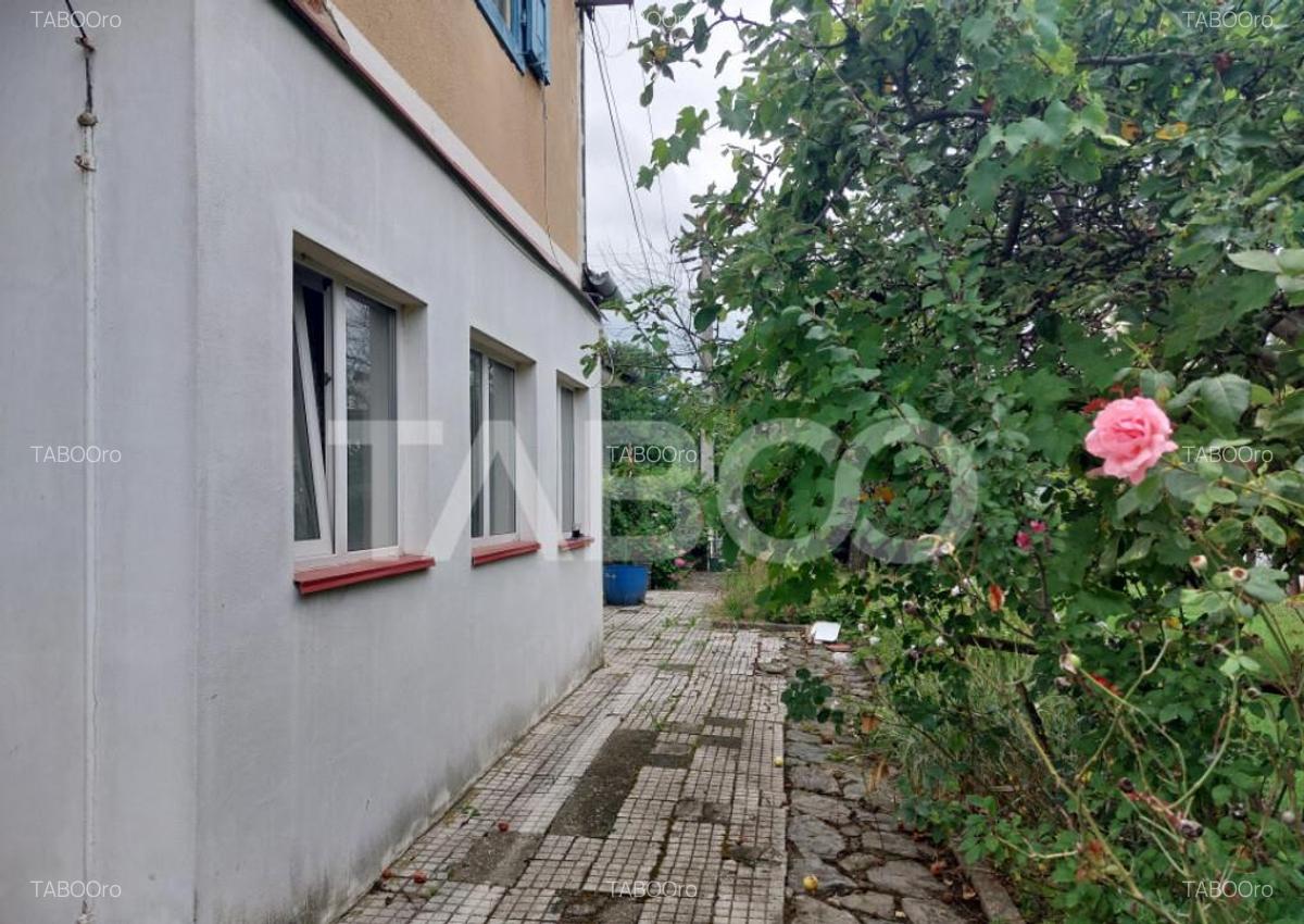 Apartament spatios la casa gradina 340 mp zona Livezii Cisna - 3