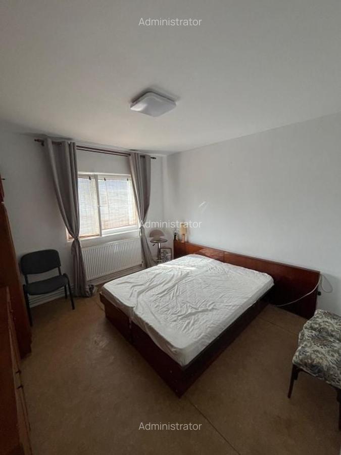 Apartament 3 camere decomandat Poarta 6 - 4