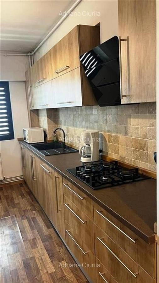 Apartament 2 camere in Plloiesti, zona Piata Mihai Viteazul - 12