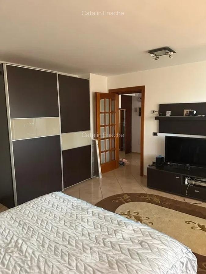 Garsoniera Strada Mitropolit Varlaam - etaj 3/3 - 40 mp - 8