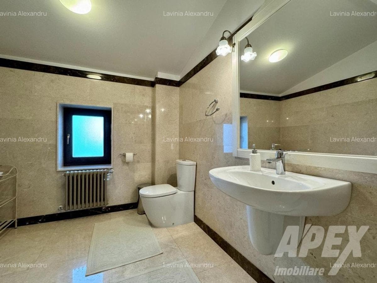 Vila 7 camere | Teren 1118mp | Piscina I Domnesti - 11