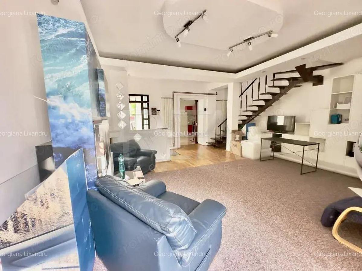 Vila 6 camere, Titulescu, Curte ?i zona de relaxare Metrou la 7 minute - 1