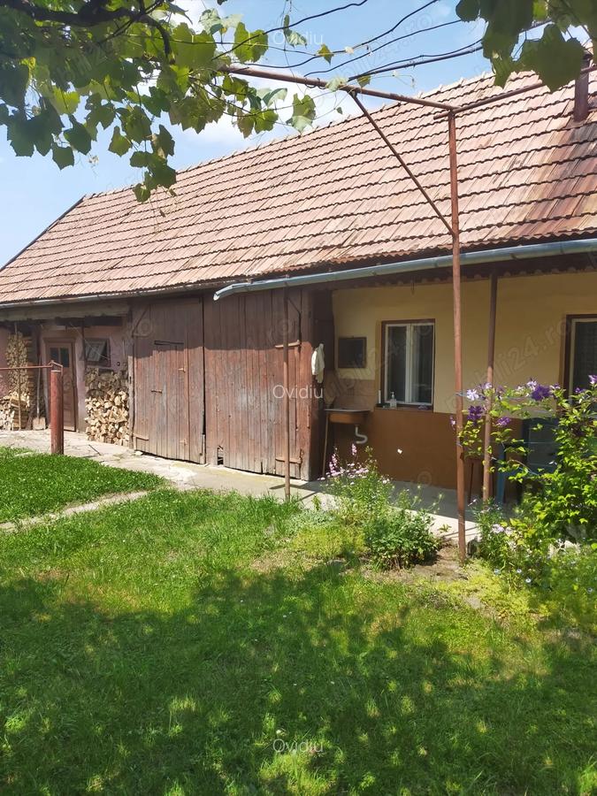 Se vinde casa in comuna Ru?ii Munti - 2