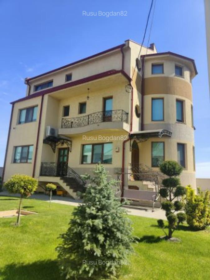 Vila deosebita aproape de plaja - 1 Vila deosebita aproape de plaja - 1