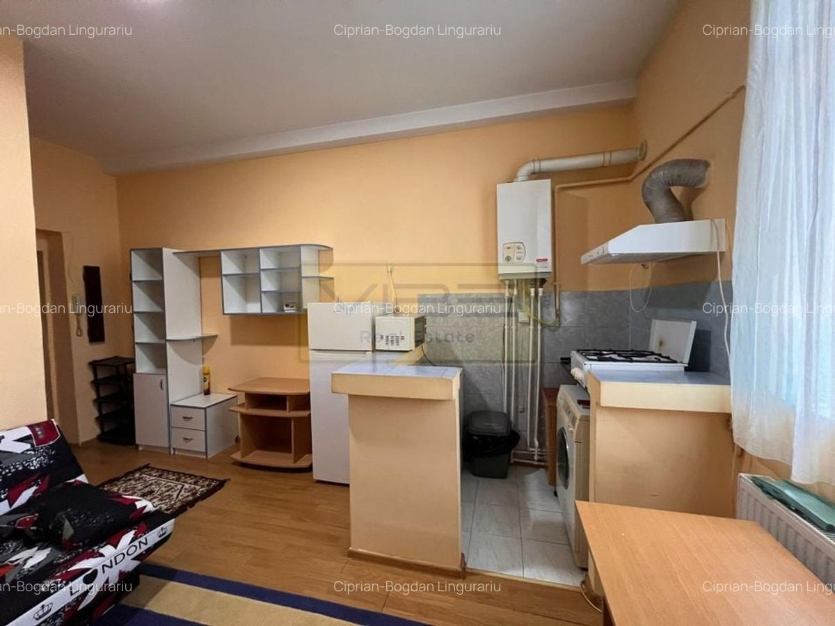Garsonieră nedecomandată, mobilată în Copou - 8