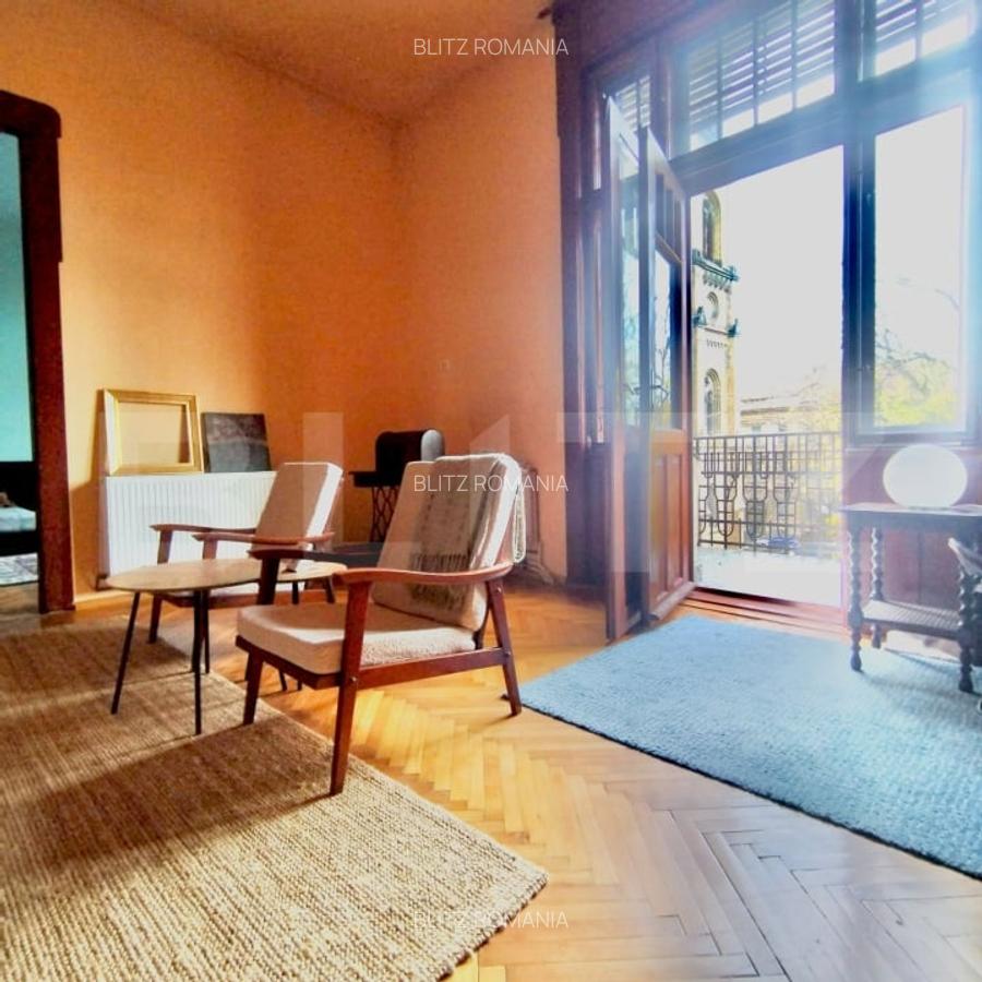 Cladire istorica, 4 camere-balcon si view spectaculos- Piata Romanilor - 3