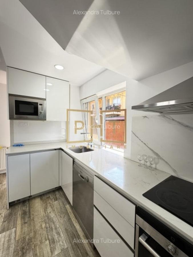 Casa 4 camere, 2 bai, 2 niveluri, pod, balcon, garaj, curte, Tautului nr. 21- 23 - 7