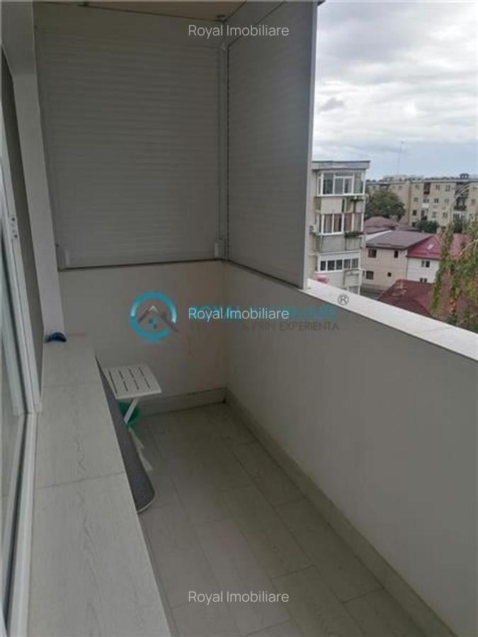Royal Imobiliare -Inchiriere apartament 3 camere zona Democratiei - 21