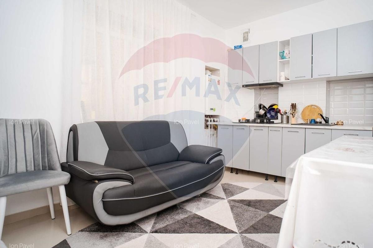 Casa / Vila cu 4 camere de vanzare in zona Podu Ros - 15