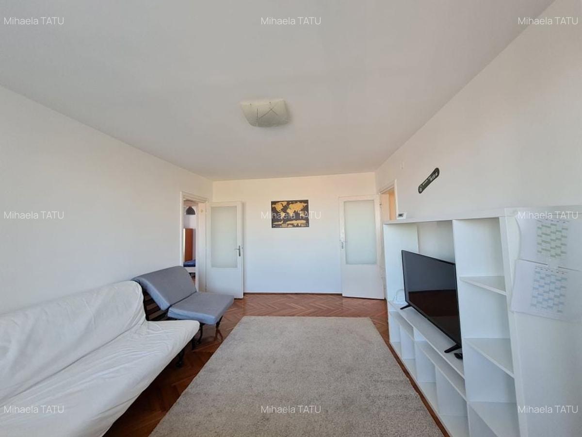 Apartament cu 3 camere semidecomandat, mobilat în Central - 3