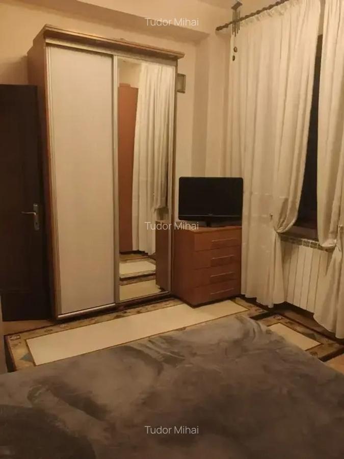 Apartament cu 3 camere in Imobil Interbelic - 13