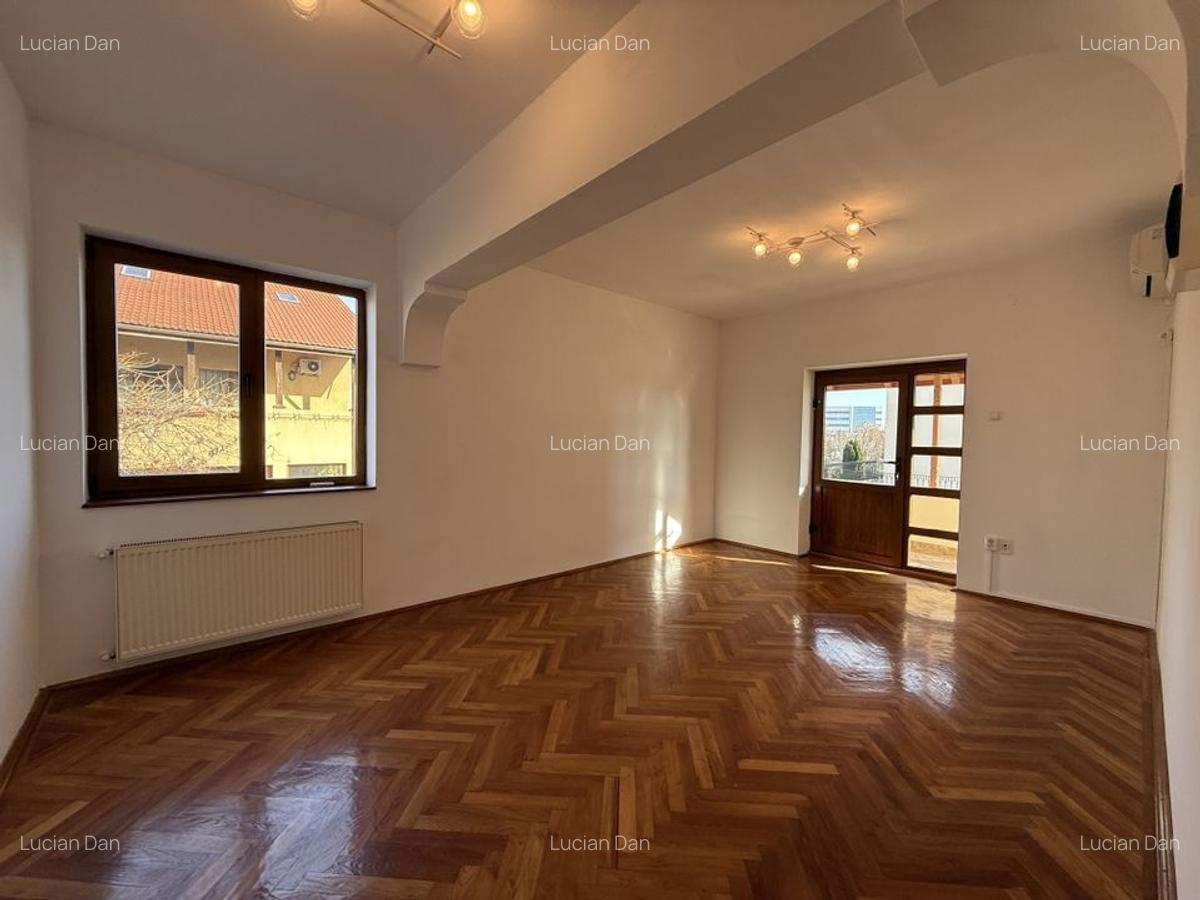 Vila spațioasă în Sisesti | 600 mp | 9 locuri de parcare | Teren 1500 mp - 22 Vila spațioasă în Sisesti | 600 mp | 9 locuri de parcare | Teren 1500 mp - 22