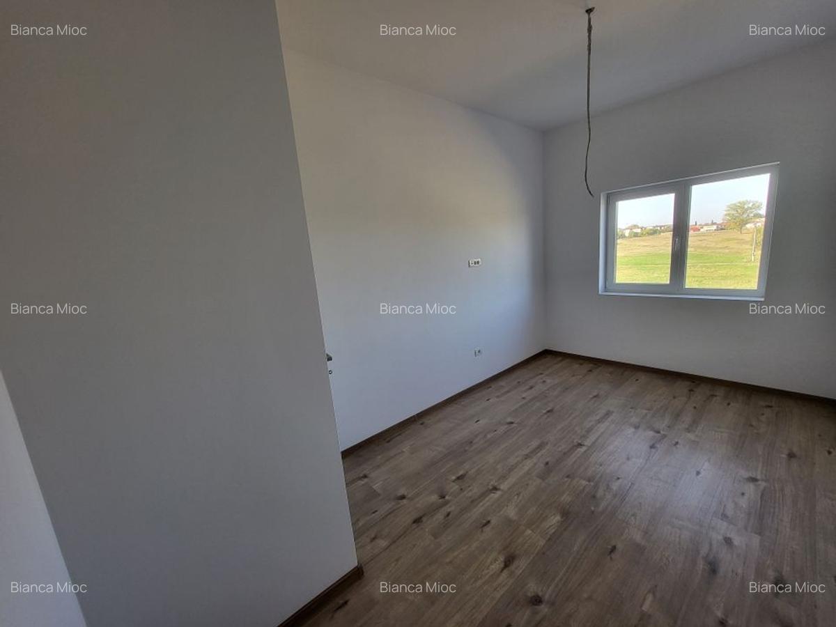 Apartament cu 2 camere decomandat în Girocului - 5