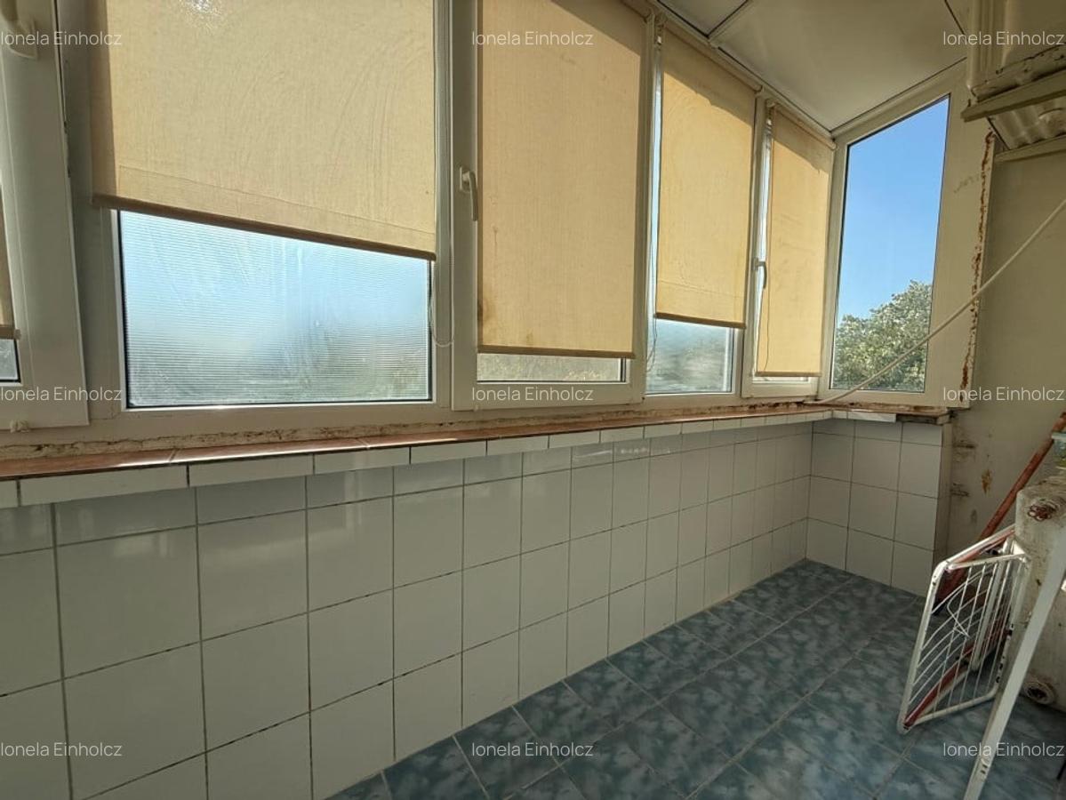 OCAZIE Apartament 2 camere, semidecomandat, 59 mp utili - zona Girocului - 10
