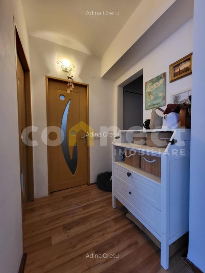 Apartament de 2 camere, semidecomandat, cu parcare. - 11
