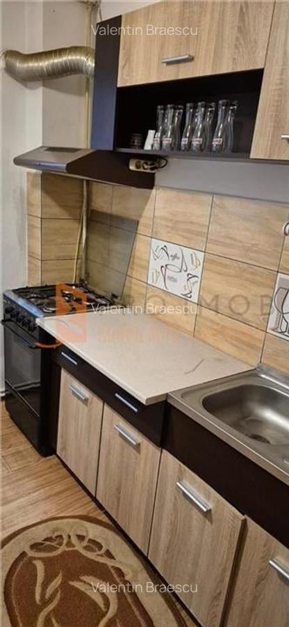 Apartament 2 camere cf 1 semidecomandat zona Micro 3 - 9