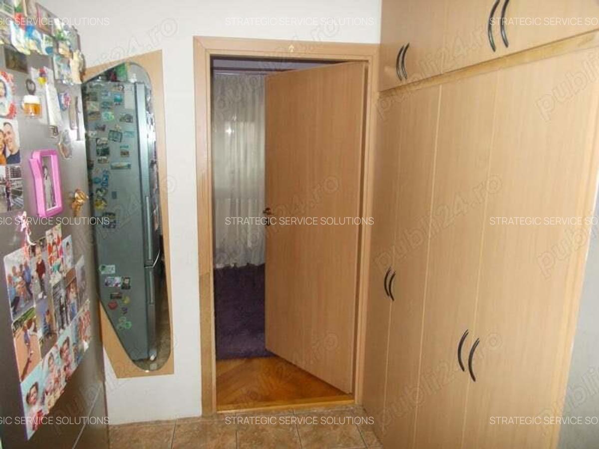 Apartament 3 camere decomandat, Timisoara, zona C. Martirilor, et. 4 acoperis, mobilat, utilat - 11