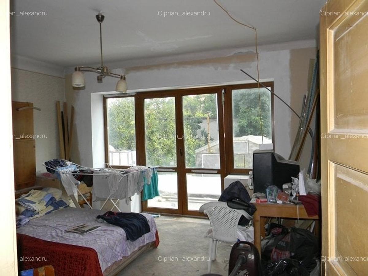 Casă cu 5 camere în Bartolomeu - 6