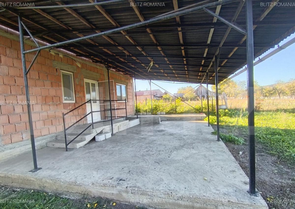 Casa construc?ie noua suprafa?a de 140 mp o terasa de 30 - 11