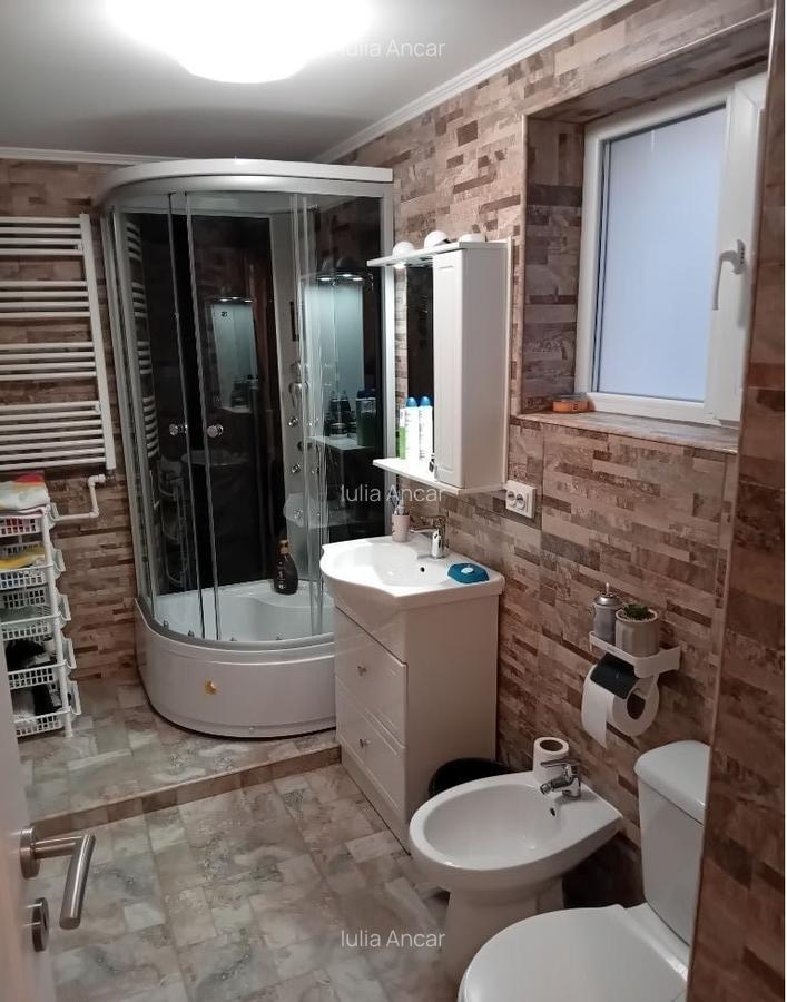 10 min Mall Sun Plazza,metrou, renovata 2024,P+1+M,6 camere,3 bai,245mp teren - 10