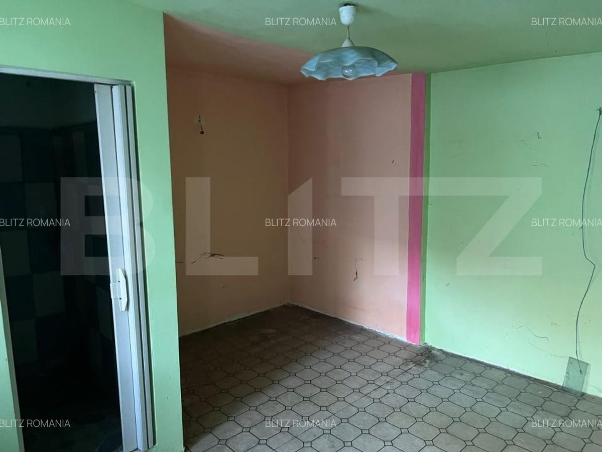 Casa in curte comuna, 30 mp - Strada Predeal, vecini linistiti - 2